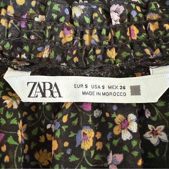 Zara Black and White Tiered Bishop Sleeve Dress - Picture 5 of 5